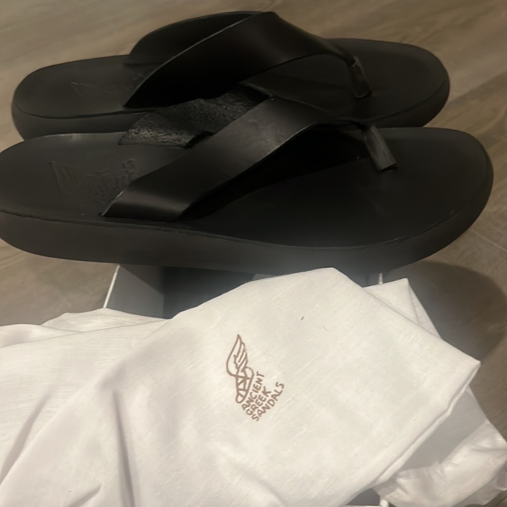 Ancient Greek black sandals - Picture 5 of 5